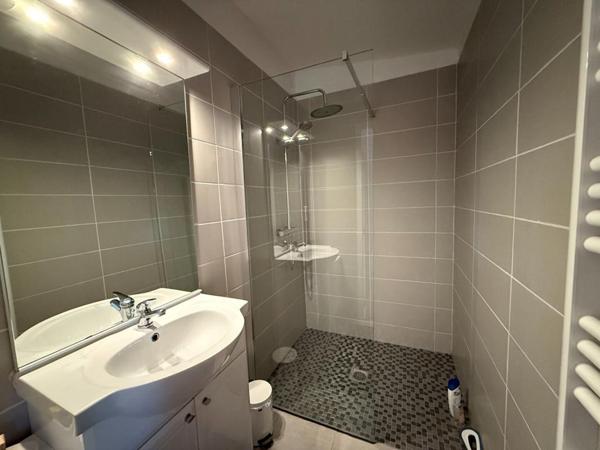 Maison Arles 7 pièce(s) 198 m2