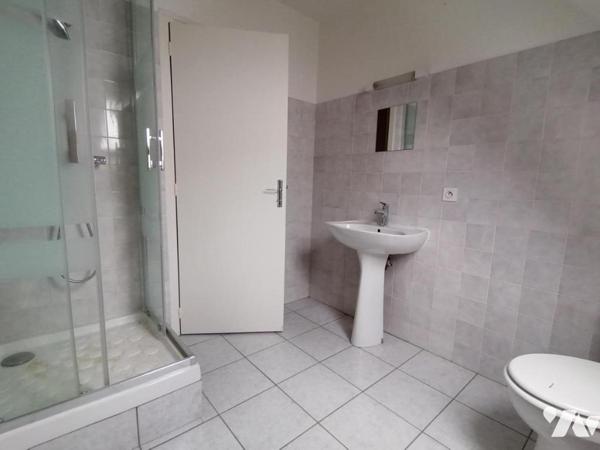 PAVILLON SUR SOUS SOL