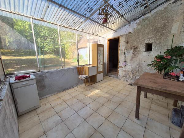 MAISON TRADI A RESTAURER 3ch +Parc 1/2ha +Hangars