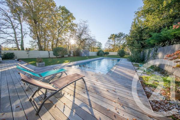 Maison à vendre  10 pièces - 260 m2 ST MEDARD EN JALLES - 33