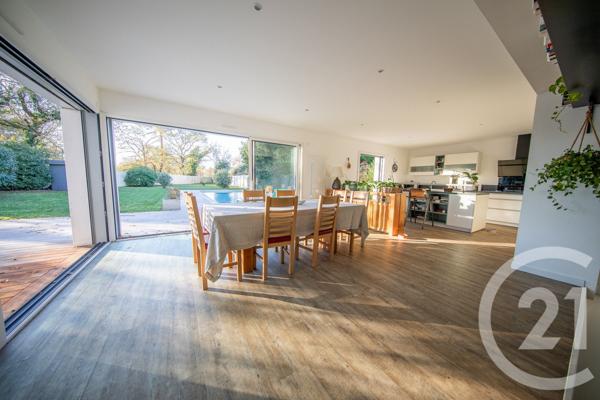 Maison à vendre  10 pièces - 260 m2 ST MEDARD EN JALLES - 33