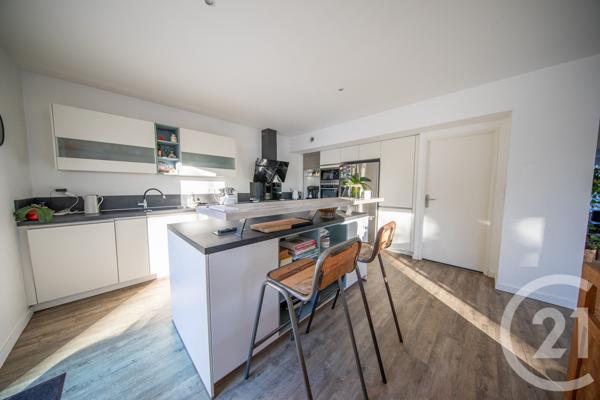 Maison à vendre  10 pièces - 260 m2 ST MEDARD EN JALLES - 33