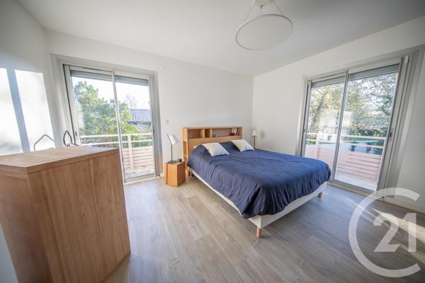 Maison à vendre  10 pièces - 260 m2 ST MEDARD EN JALLES - 33