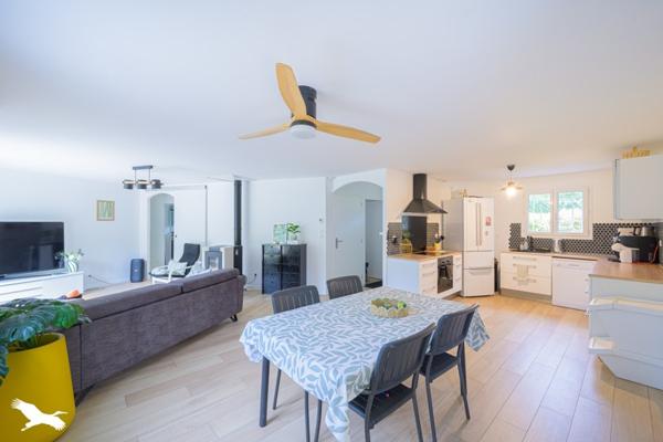 Maison à vendre 379 080 € Salles 5 p 100 m² DPE C