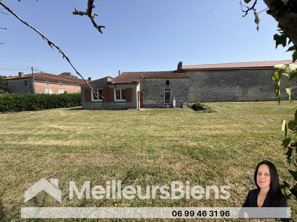 Maison à rénover 3 chambres, garage et jardin proche Jonzac