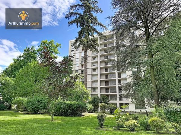 Vente                                                      Appartement
                        
                     5 pièces                      86 m2                     à Eaubonne
