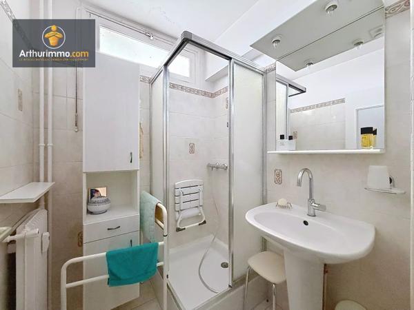 Vente                                                      Appartement
                        
                     5 pièces                      86 m2                     à Eaubonne