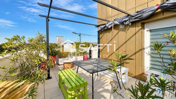 Duplex 80 m², rooftop, 3 chambres et 2 parkings