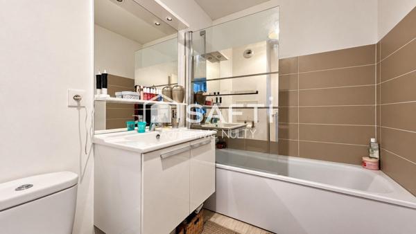 Duplex 80 m², rooftop, 3 chambres et 2 parkings