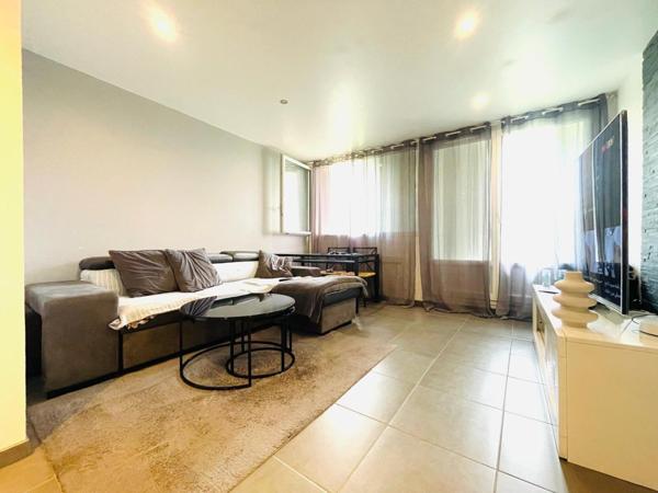 T2 de 43,39 m² avec cave à Avon