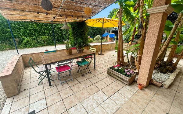 Maison à vendre    5 pièces •  Estillac