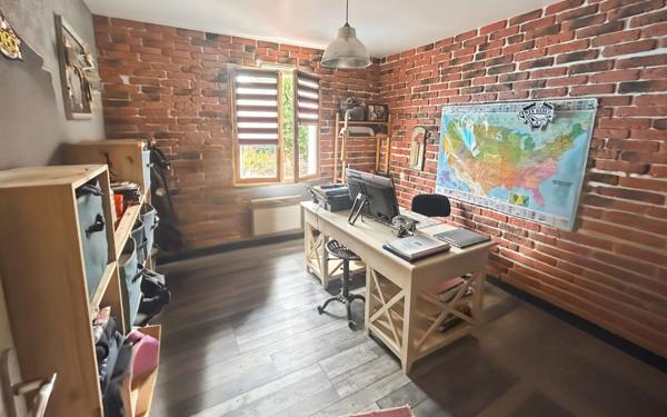 Maison à vendre    5 pièces •  Estillac