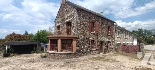 PONT REAN - GUICHEN - Seulement à l'étude - Dans le centre de Pont Rean, maison en pierres à ré...