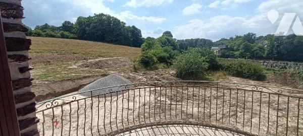 PONT REAN - GUICHEN - Seulement à l'étude - Dans le centre de Pont Rean, maison en pierres à ré...