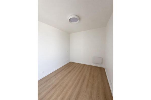 A LOUER : T3 à LILLE • • 1 045 € CC • Réf. 1513-02