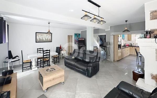 Maison à vendre    6 pièces • 203 m2 Choisy-au-Bac