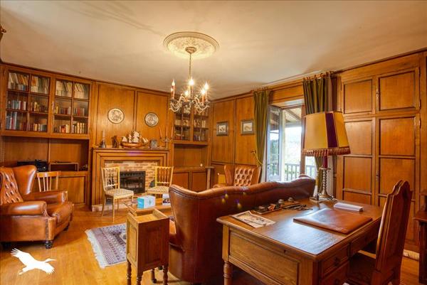 Maison à vendre |  Montignac |  9 pièces | 285 m²