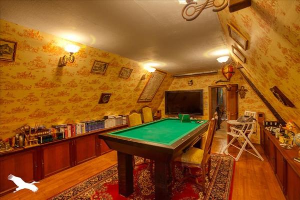 Maison à vendre |  Montignac |  9 pièces | 285 m²