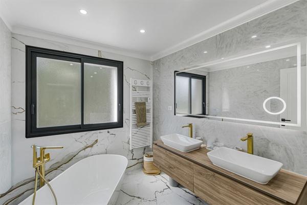 Vente Villa de luxe Mougins 8 Pièces 527.61 m²