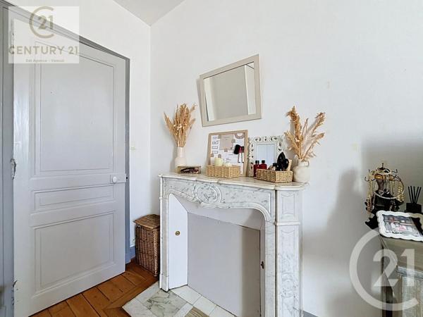 Appartement F4 à vendre  4 pièces - 93,29 m 2   VESOUL  - 70