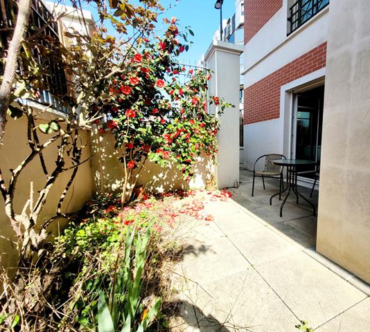 Appartement Bourg La Reine 2 pièce(s)