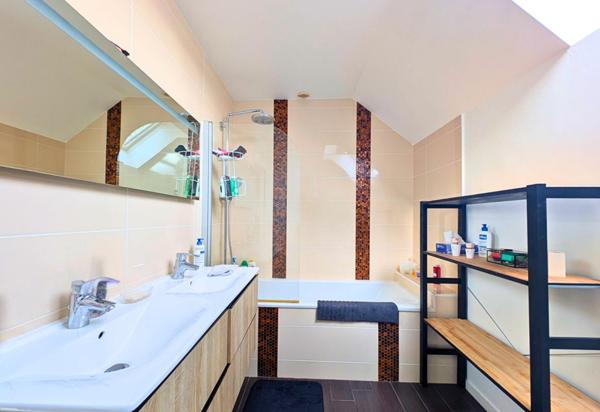 Maison 8 pièce(s) 160 m2