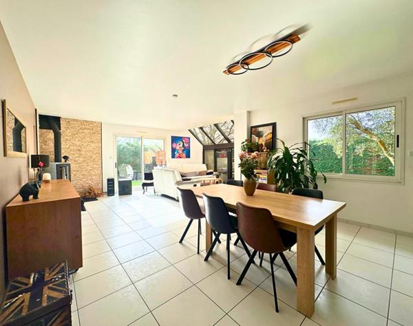 Maison 8 pièce(s) 160 m2