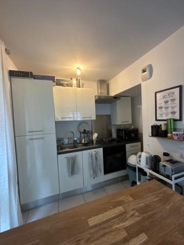 ROUEN - BOULINGRIN - APPARTEMENT RECENT F2 - AVEC PARKING ET EXTERIEUR
