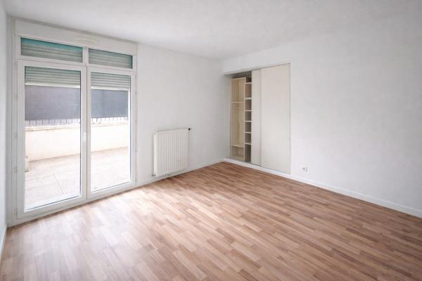 Appartement à NOISY LE SEC (93130)