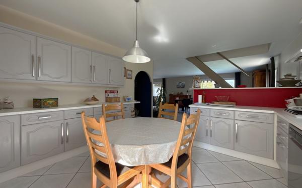 Maison à vendre    5 pièces •  Brevans