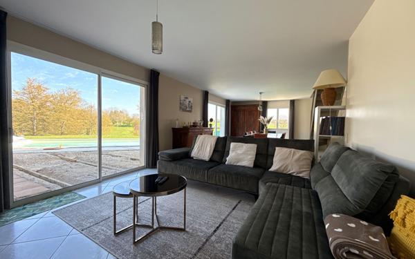 Maison à vendre    5 pièces •  Brevans