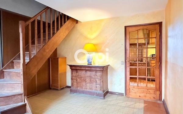Maison à vendre    2 pièces • 78 m2 Jouy-le-Châtel