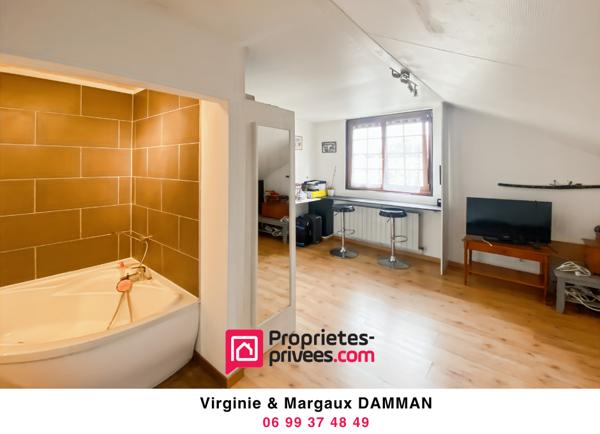 Maison de Village à Freneuse