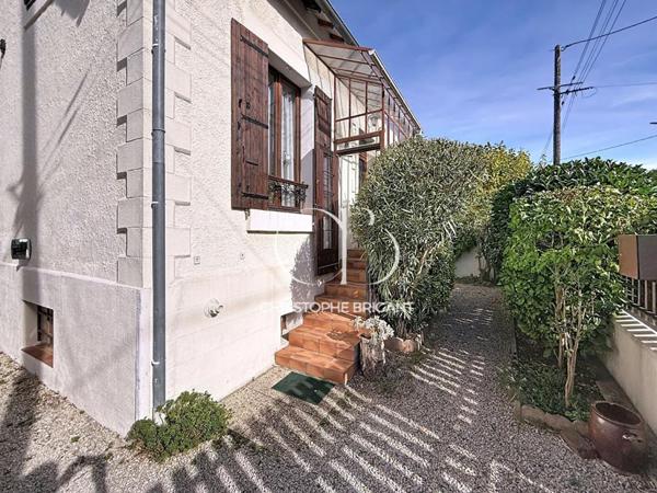 Maison Villejuif 4 pièce(s) 70 m2 AVEC JARDIN ET DEPENDANCE