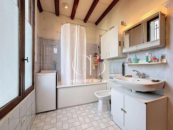 Maison Villejuif 4 pièce(s) 70 m2 AVEC JARDIN ET DEPENDANCE