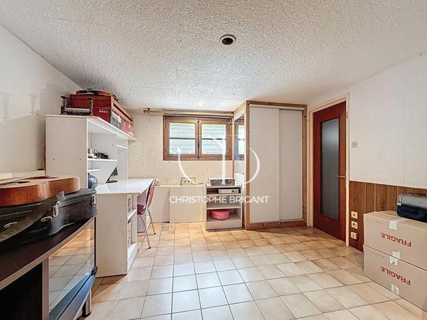 Maison Villejuif 4 pièce(s) 70 m2 AVEC JARDIN ET DEPENDANCE