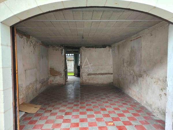 Ensemble immobilier de 230 m² dans le bourg de MORANNES