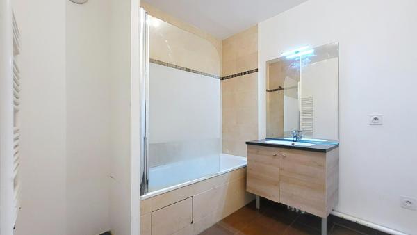 Appartement - 3 pièces - 64m²