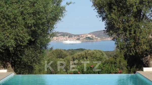 Lumio, haute Corse, Villa avec piscine et vue sur mer à vendre
