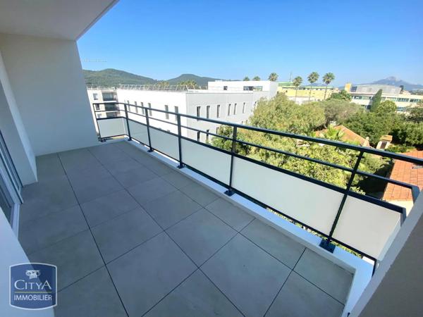 Appartement à louer 3 pièces 57.24m²