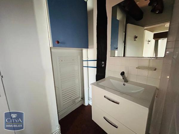 Appartement à louer 1 pièce 23.84m² Chartres (28000)