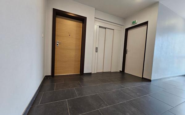 Appartement à vendre    3 pièces • 62,46 m2 Saint-Étienne