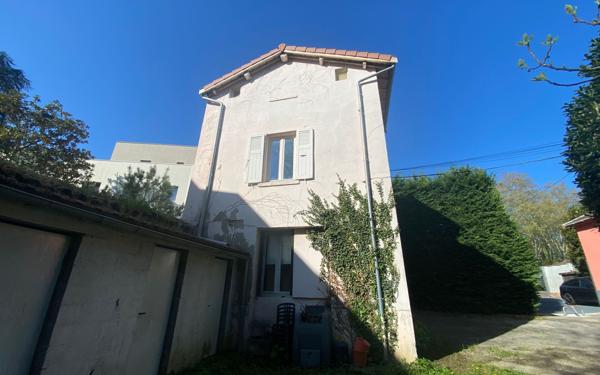 Appartement à vendre    2 pièces • 35,60 m2 Collonges-au-Mont-d'Or