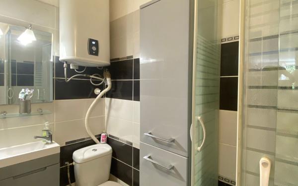 Appartement à vendre    2 pièces • 35,60 m2 Collonges-au-Mont-d'Or