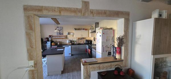 Maison en pierre 146m² rénovée situé à Frasne-le-Château