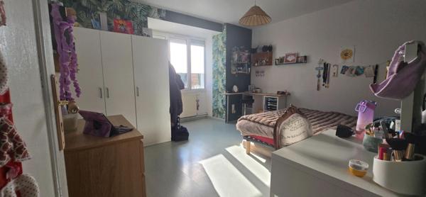 Maison en pierre 146m² rénovée situé à Frasne-le-Château