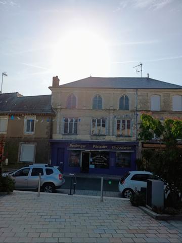 Immeuble commerce + logement à rénover et creer