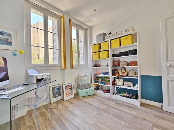 AJACCIO Place Miot - Superbe Duplex T4 rénové Ajaccio (20000)