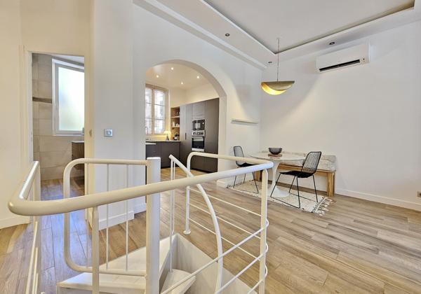 AJACCIO Place Miot - Superbe Duplex T4 rénové Ajaccio (20000)