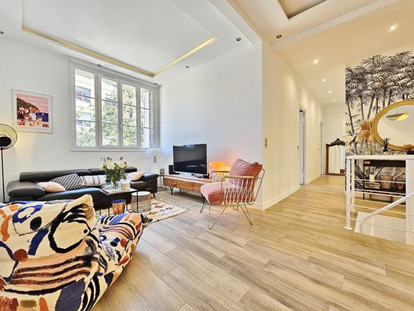 AJACCIO Place Miot - Superbe Duplex T4 rénové Ajaccio (20000)